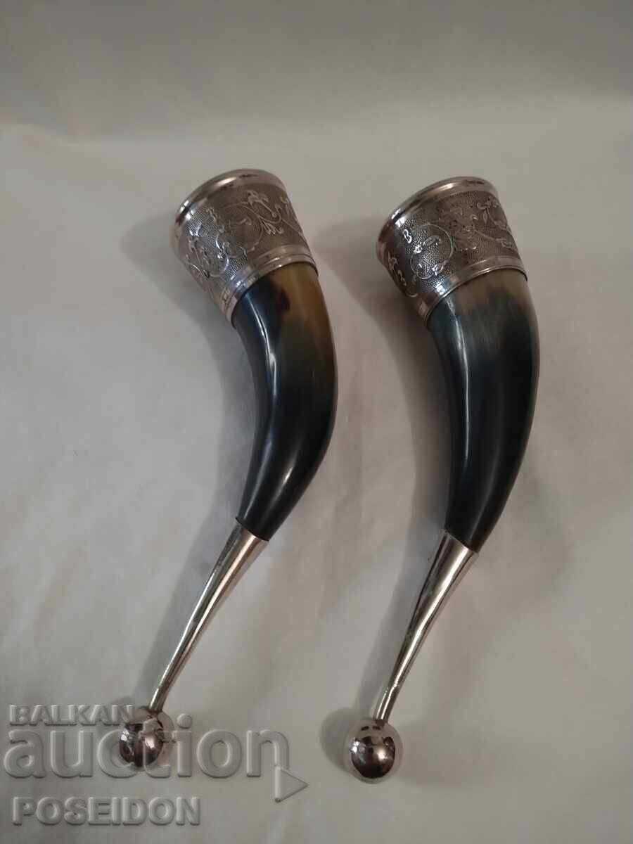 ДВА  РОГА  РОГ ГРУЗИНСКИ РОГ ЗА ВИНО с цена 100.00 лв. | € 51.13