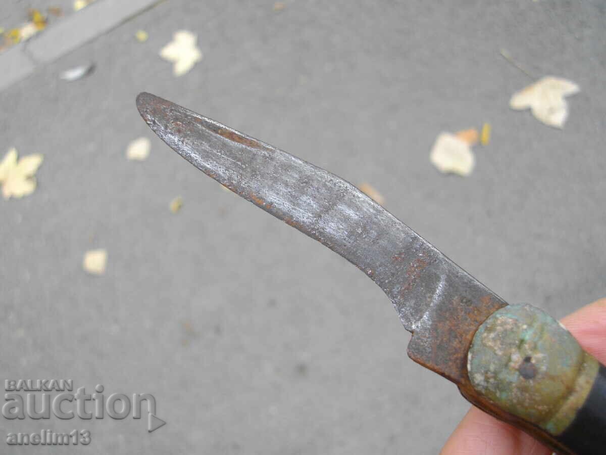 КОЛЕКЦИОНЕРСКО БЪЛГАРСКО ДЖОБНО НОЖЧЕ с цена 70.00 лв. | € 35.79