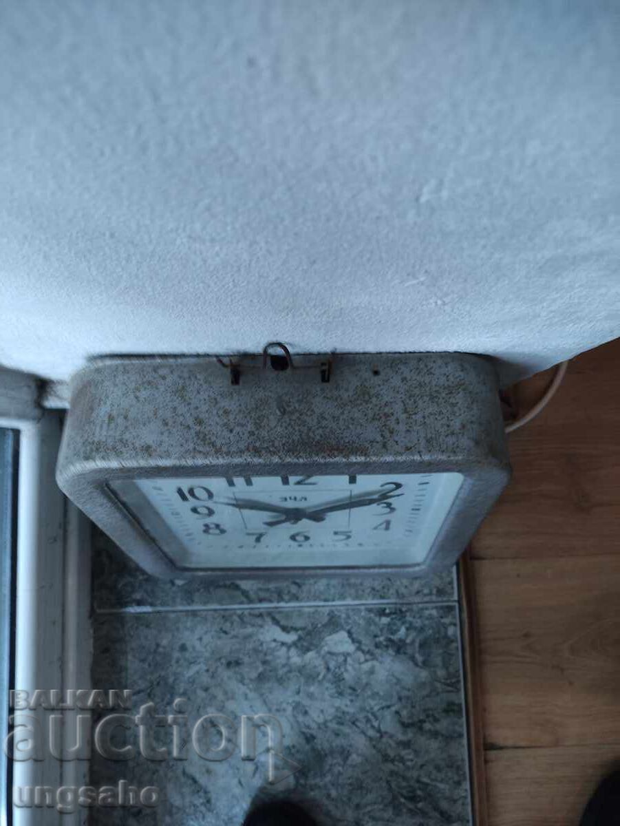 Δημοπρασία Βιομηχανικό ρολόι ZCHL