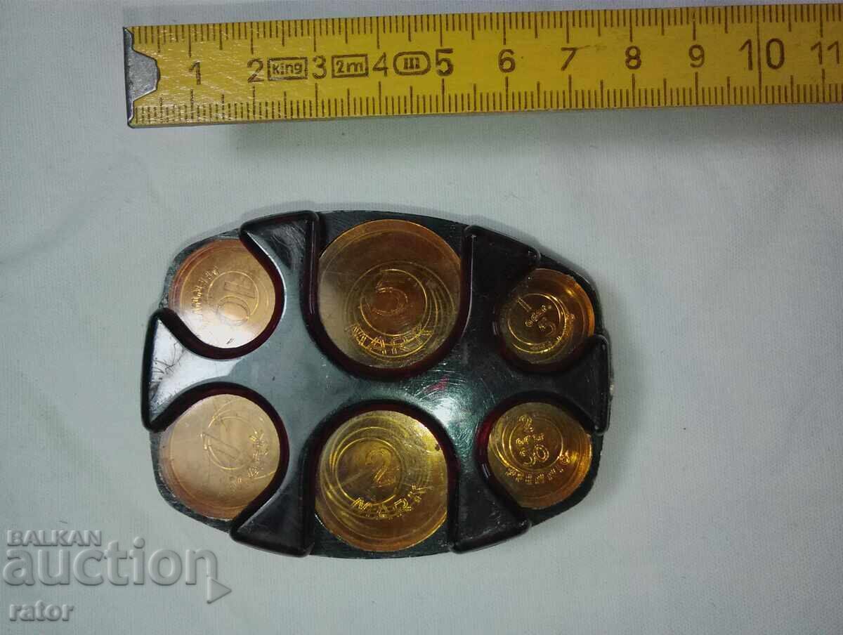 Auction Old piggy bank, coin box - German marks and Auction Old piggy bank, coin box - German marks and