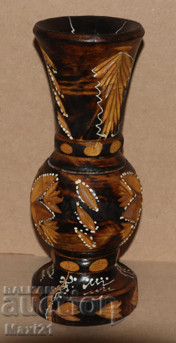 Παράδοση Ενδιαφέρον χειροποίητο βάζο ξυλόγλυπτο Παράδοση Ενδιαφέρον χειροποίητο βάζο ξυλόγλυπτο