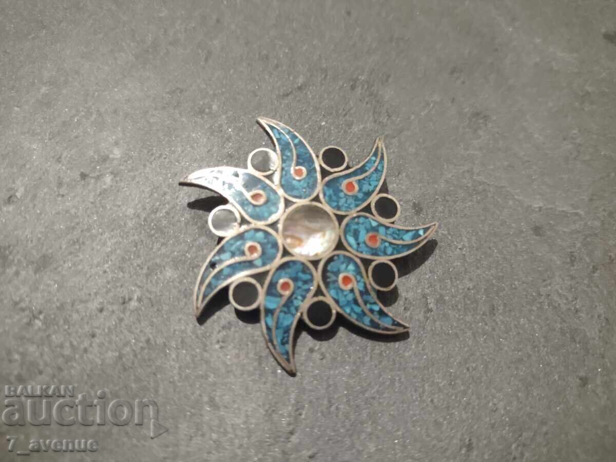 Brooch jewelry large massive beautiful 70s 24.10.25 - 6