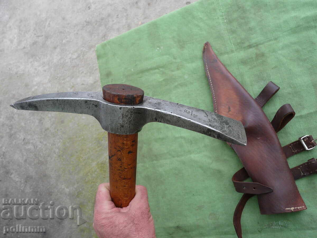 Austro-Hungarian Military Pickaxe WW1 with price 200.00 BGN | € 102.26 Austro-Hungarian Military Pickaxe WW1 with price 200.00 BGN | € 102.26