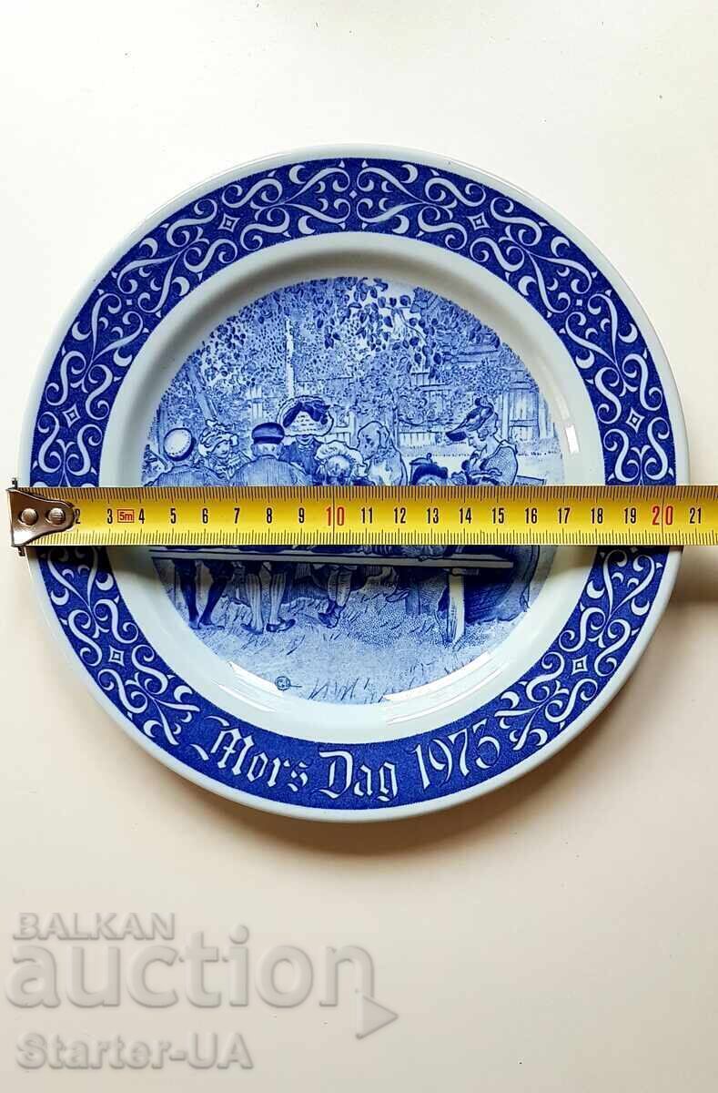 Δημοπρασία Συλλεκτικό πορσελάνινο πιάτο RÖRSTRAND "Mors Dag 1973"