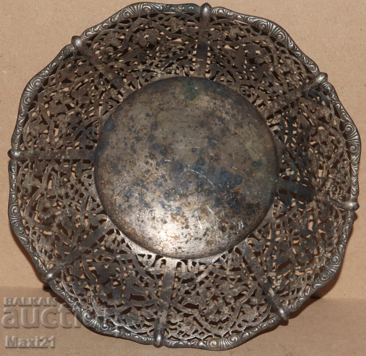 Licitație Veche fructieră argintată