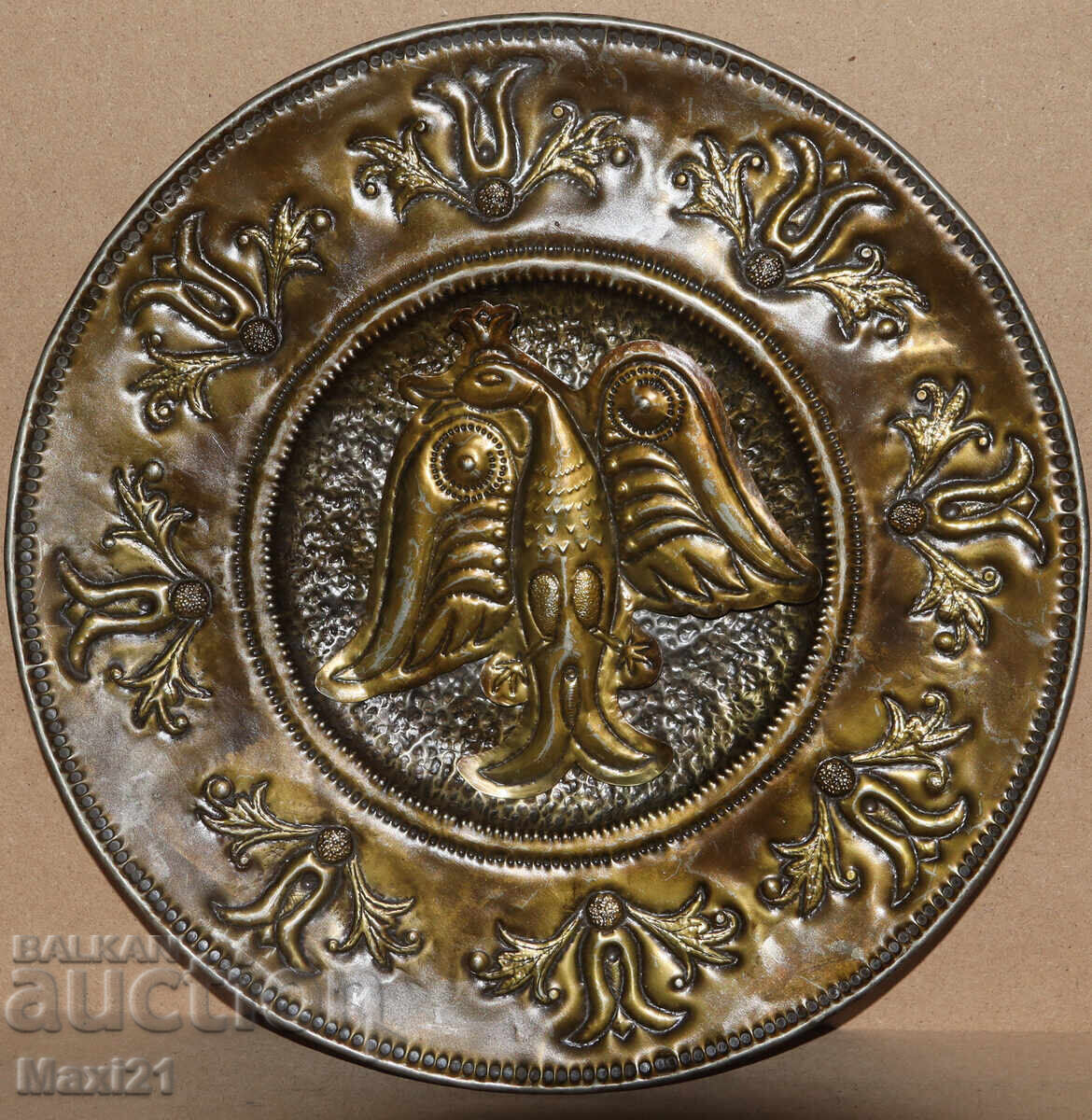 Delivery of Handmade brass plaque panel crowned eagle Delivery of Handmade brass plaque panel crowned eagle