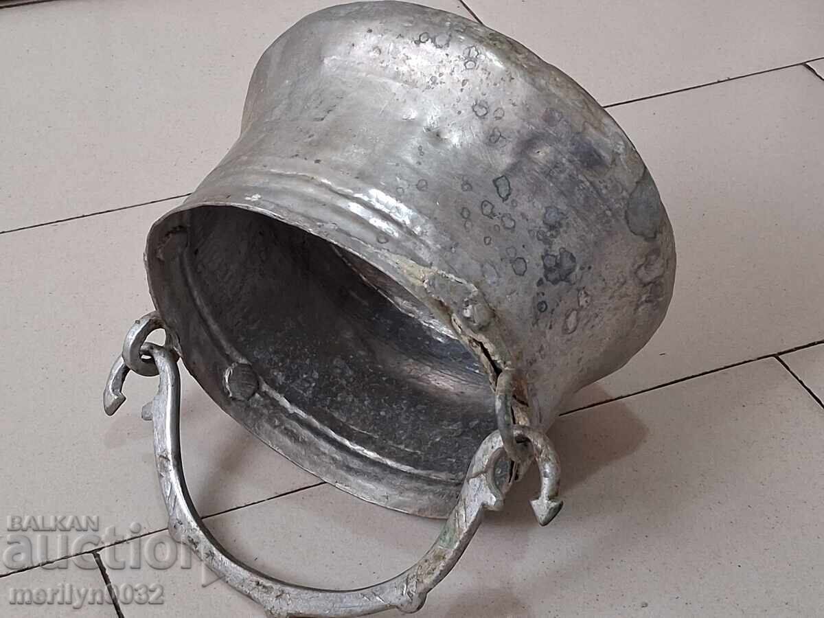 Delivery of Old copper kettle, copper boiler, boiler, copper vessel