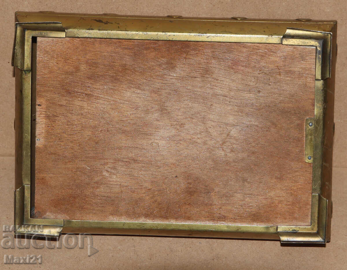 Стара месингова кутия за пури - 6