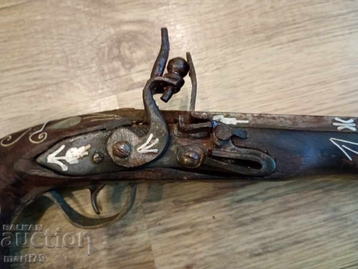 Delivery of Flint pishtov Delivery of Flint pishtov