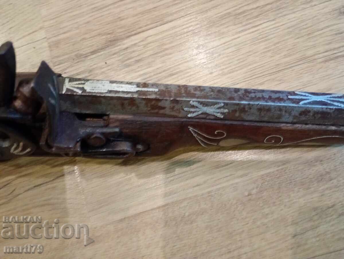 Delivery of Flint pishtov Delivery of Flint pishtov