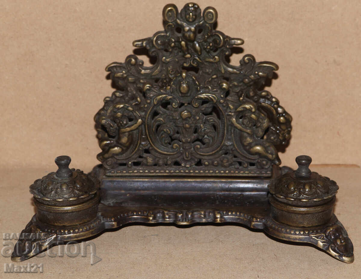 Antique bronze inkwell Antique bronze inkwell