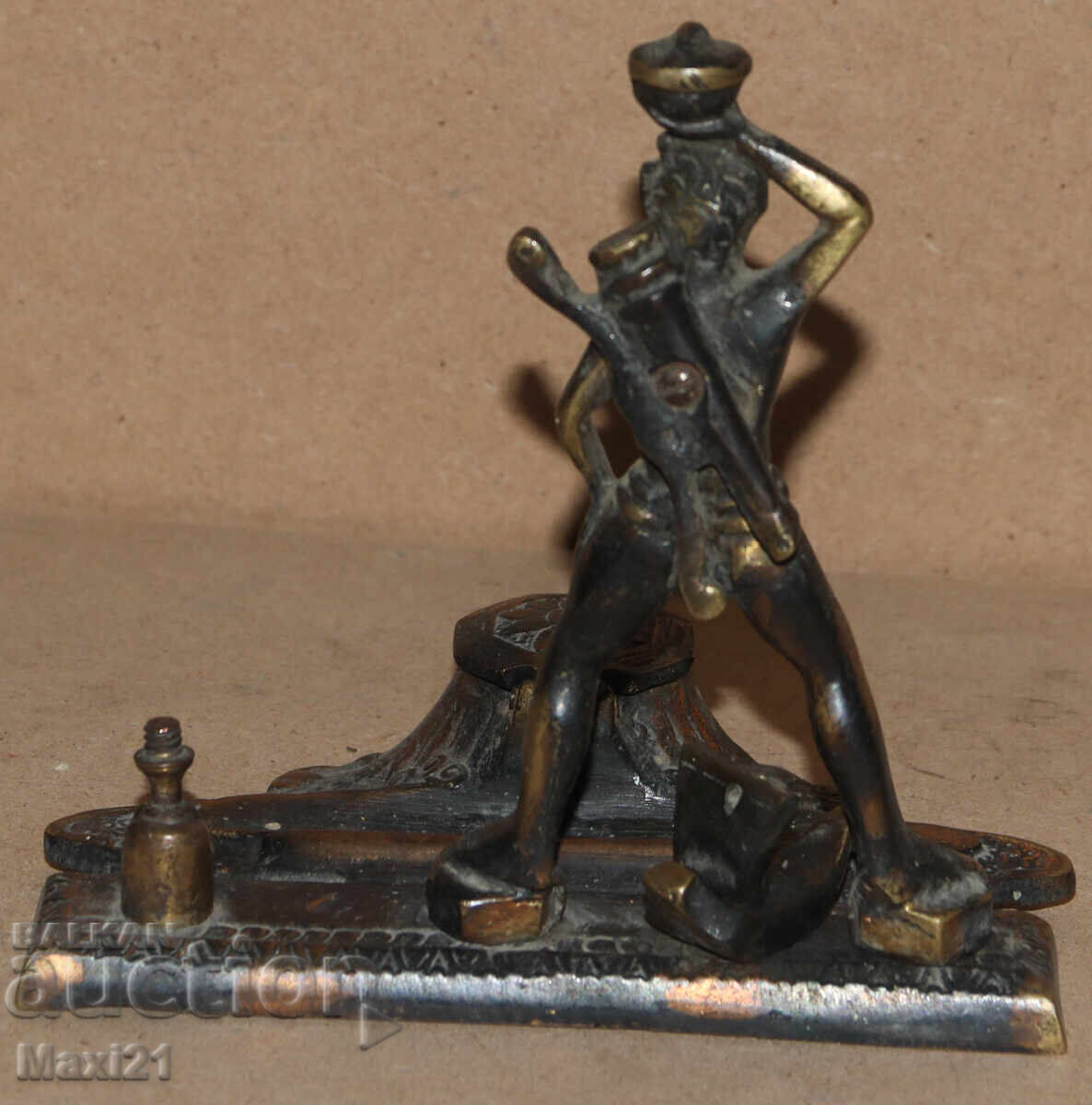 Старинна метална мастилница скулптура - 5
