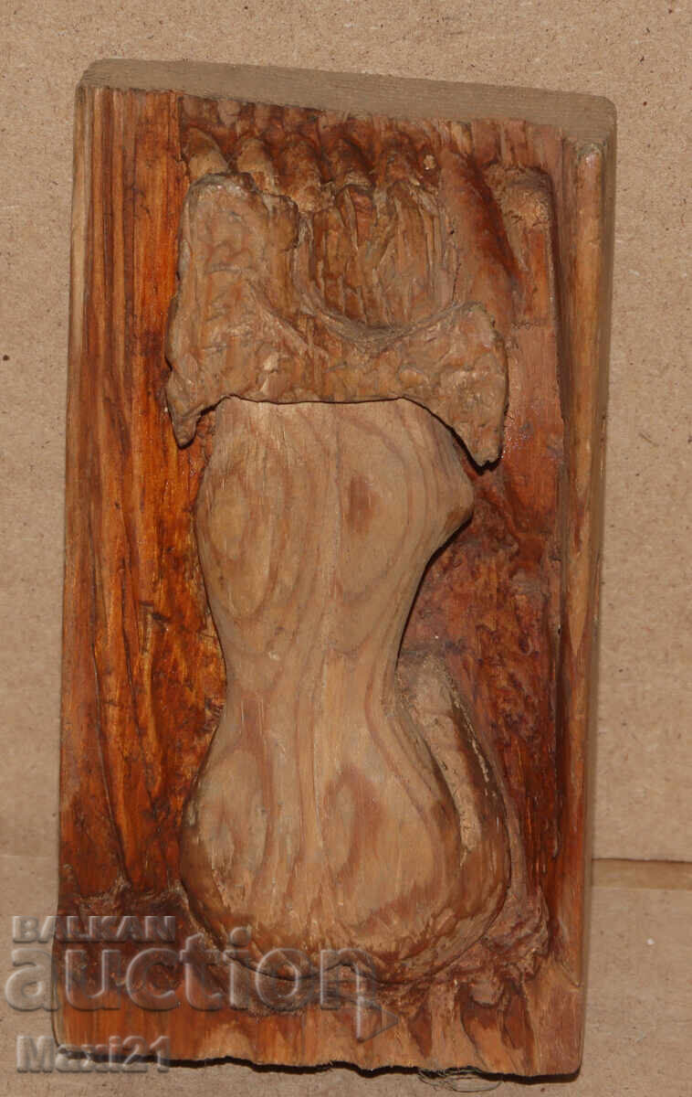 Дърворезба скулптура голо тяло с цена 100.00 лв. | € 51.13