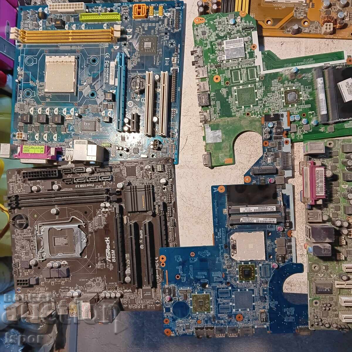 7 motherboards with price 18.00 BGN | € 9.20 7 motherboards with price 18.00 BGN | € 9.20