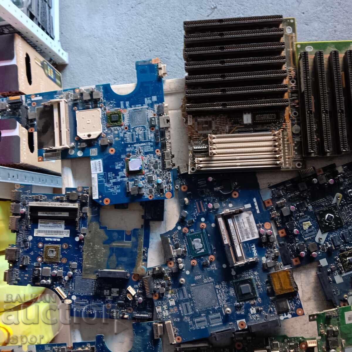 Licitație Plăci de bază Licitație Plăci de bază