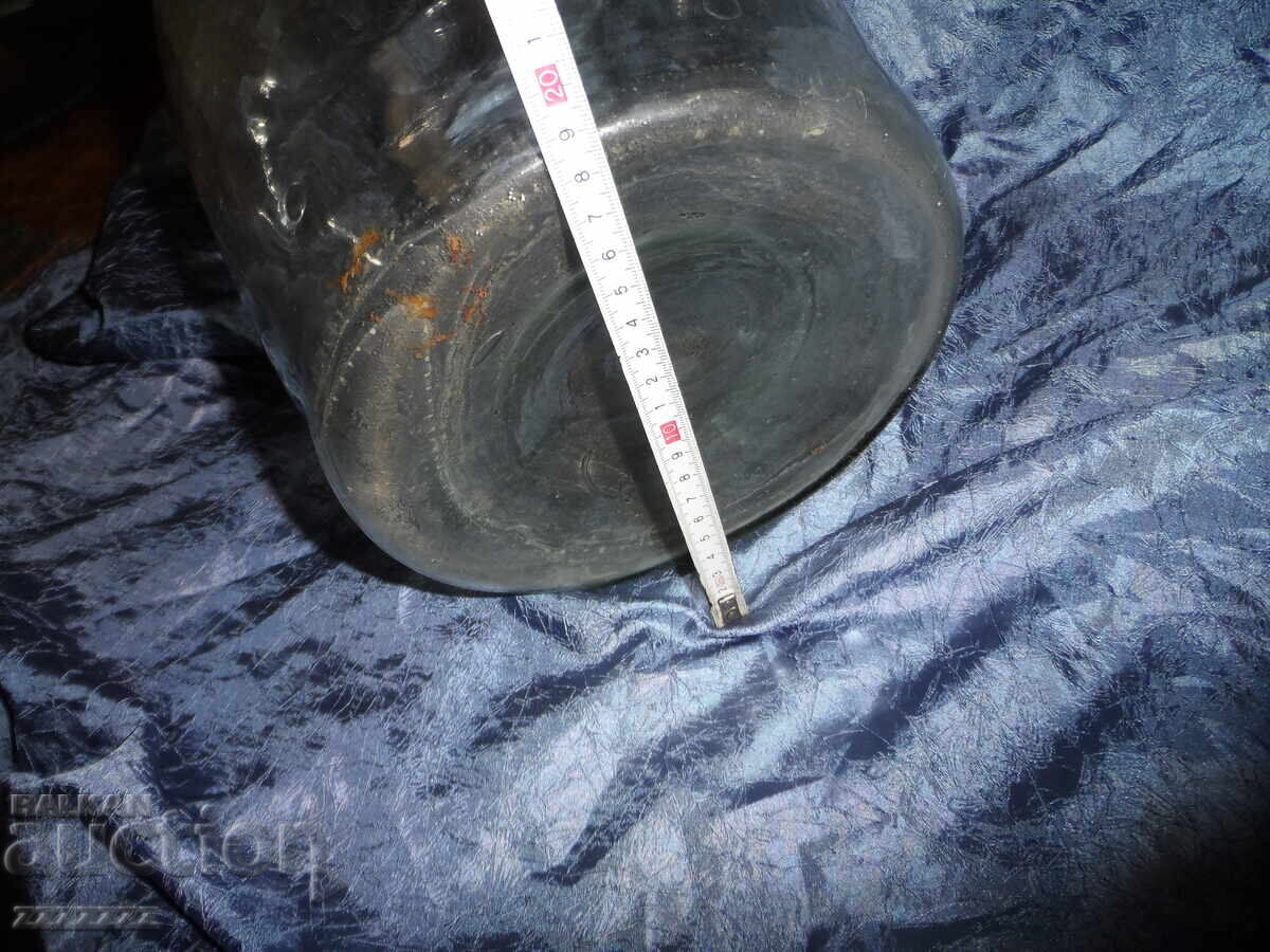 Стара Стъклена Дамаджана - 1 с цена 30.00 лв. | € 15.34