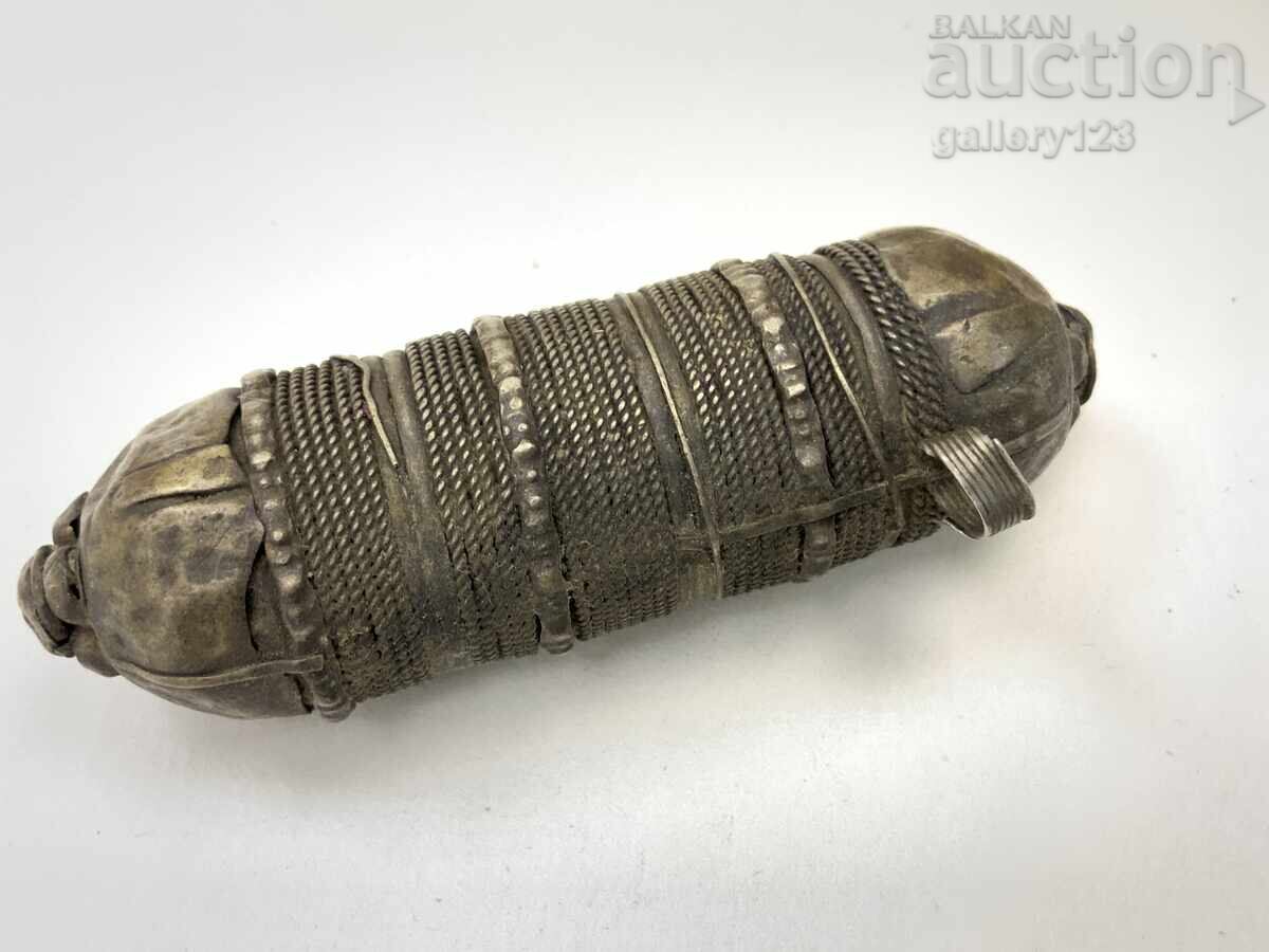 Auction Revival-era barrel ornament Auction Revival-era barrel ornament