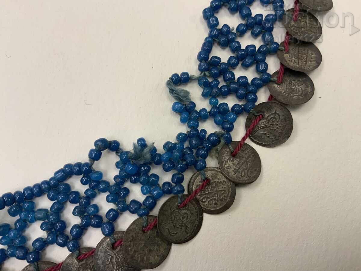 Delivery of Revival-era jewelry necklace with akche coins and beads