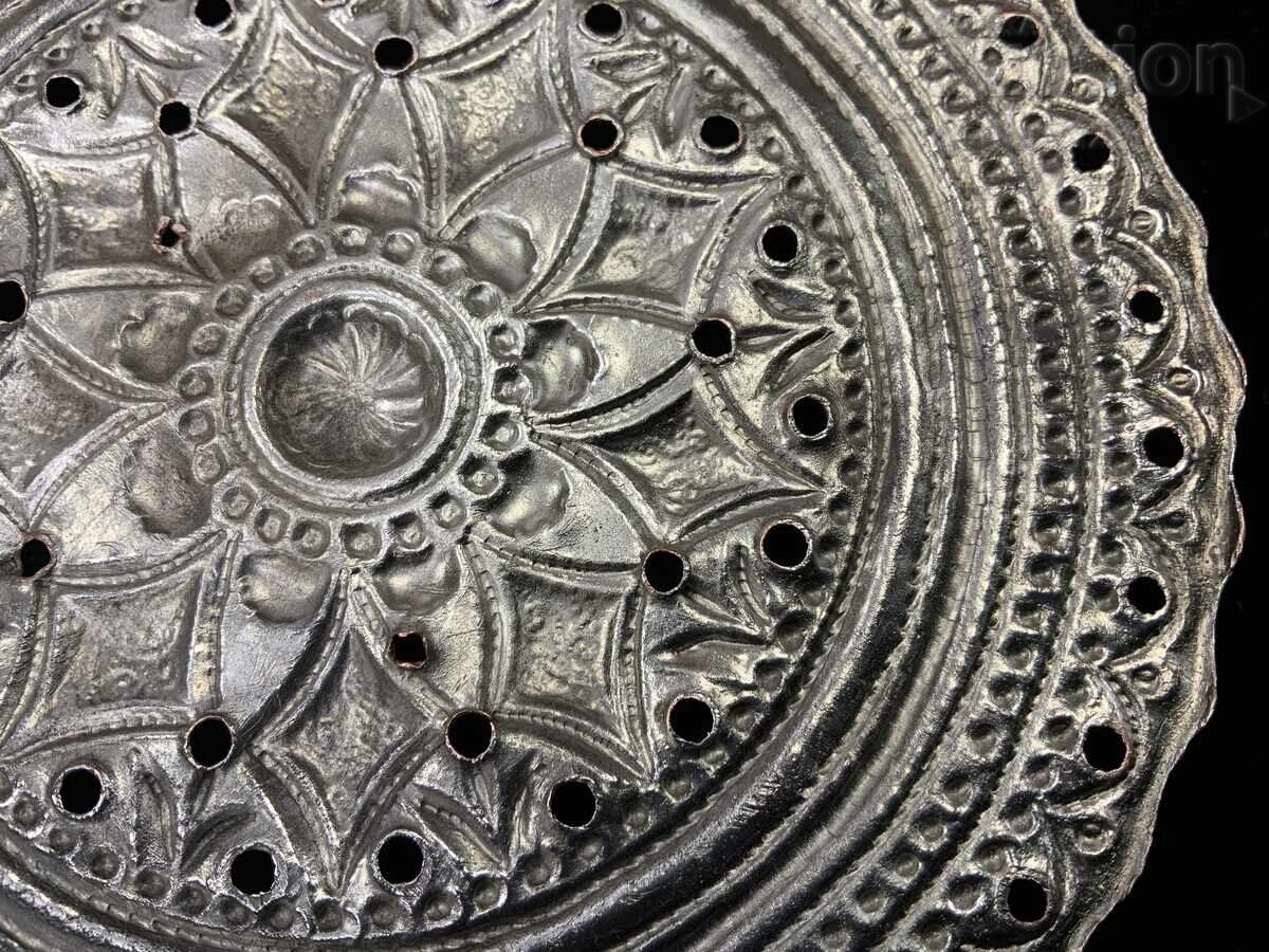 Revival warm silver minted - 5