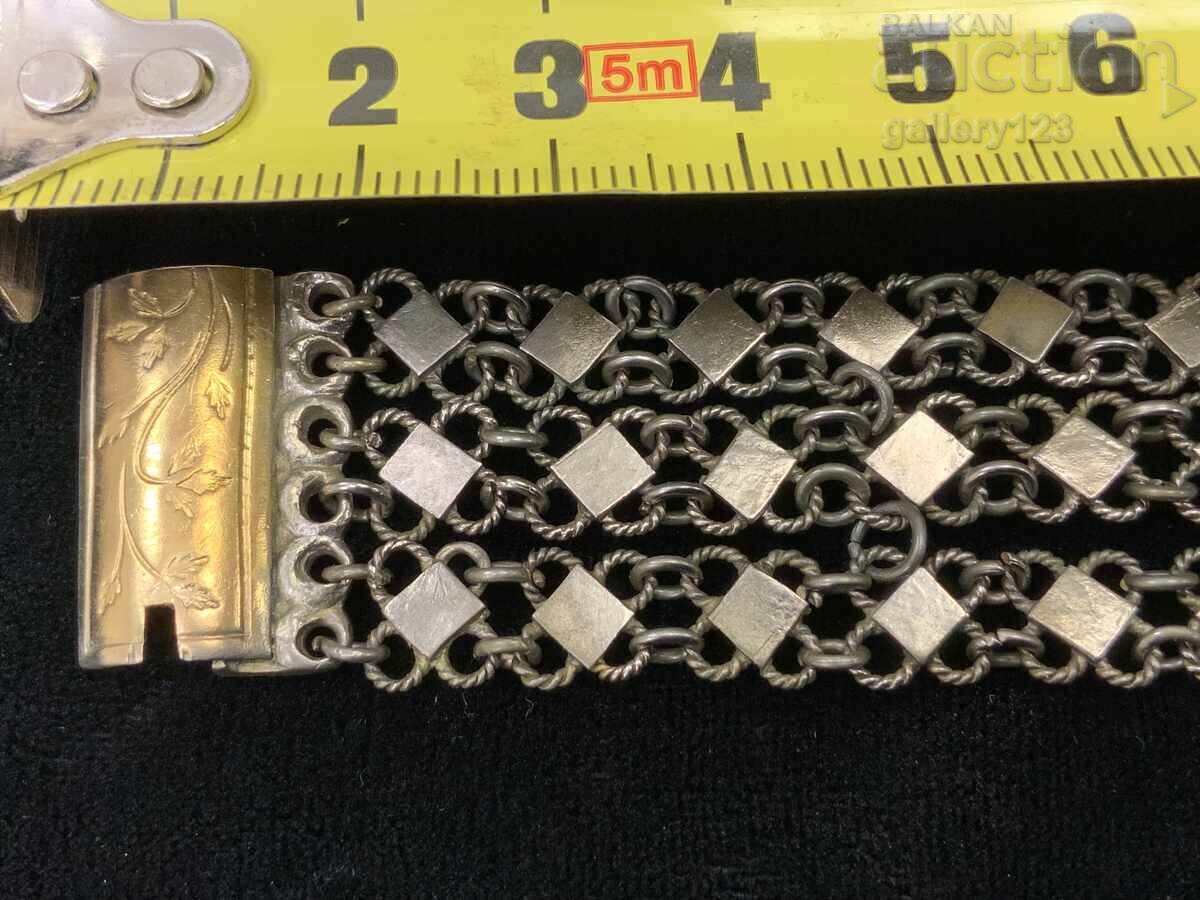 Revival bracelet struck silver with price 55.00 BGN | € 28.12