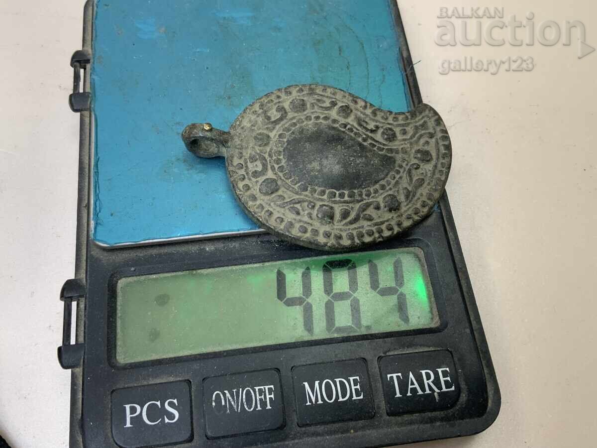 Revival-era buckle, single piece - 5 Revival-era buckle, single piece - 5