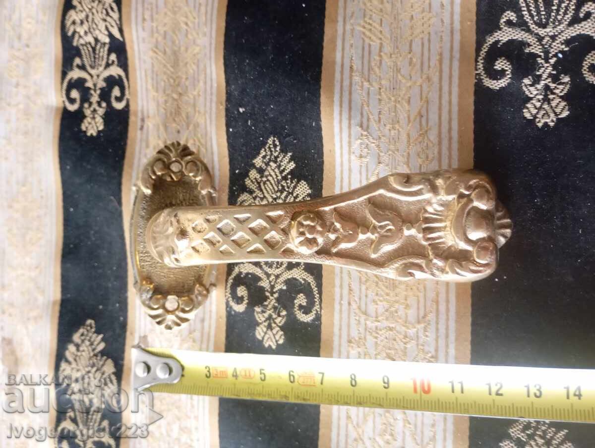 μπαρόκ λαβή παραθύρου με ασπίδα