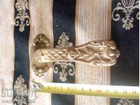 mâner fereastră baroc cu scut