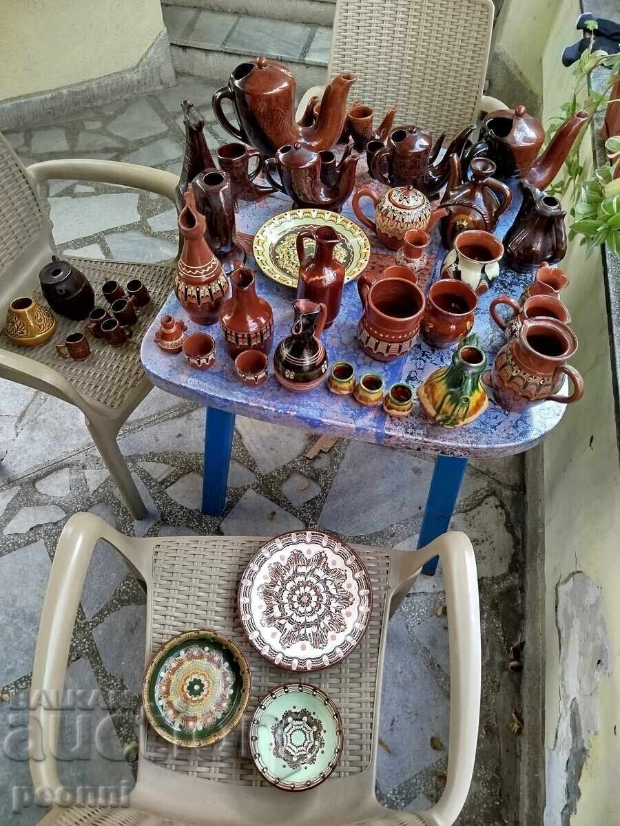 Huge lot of Trojan, social (era) ceramics