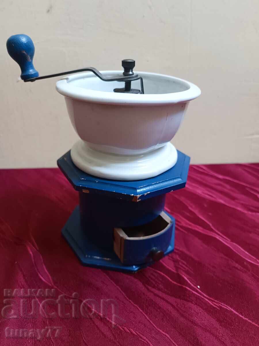 Delivery of Vintage Wooden Mill Rare Collection Decor Delivery of Vintage Wooden Mill Rare Collection Decor