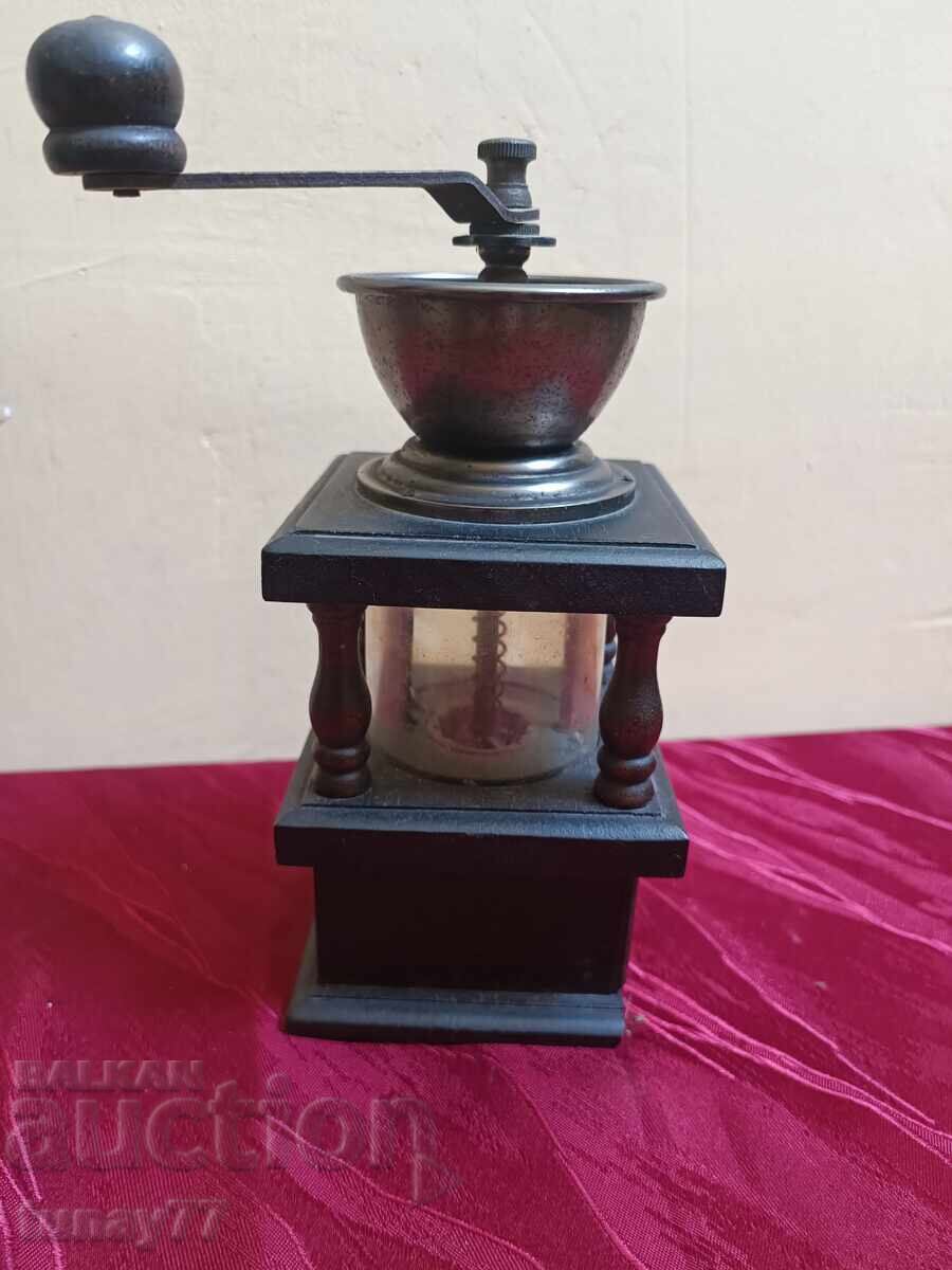 Аукцион Винтиж дървена мелница Рядка колекция декор Аукцион Винтиж дървена мелница Рядка колекция декор