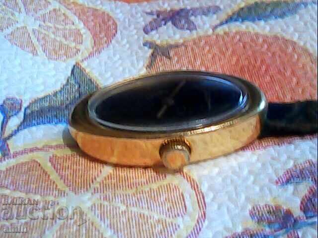 Delivery of Antique gold-plated 20 micron Swiss wristwatch