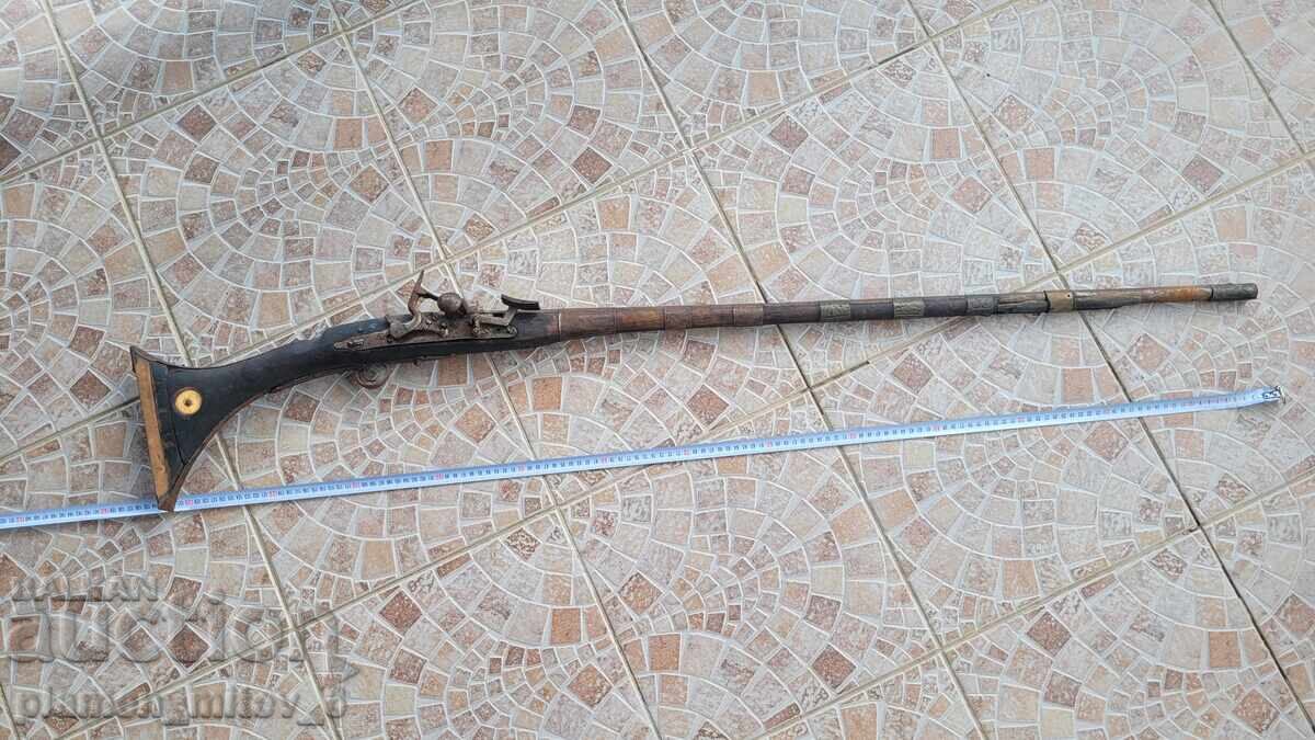 Cannon, flintlock, musket, rifle Cannon, flintlock, musket, rifle