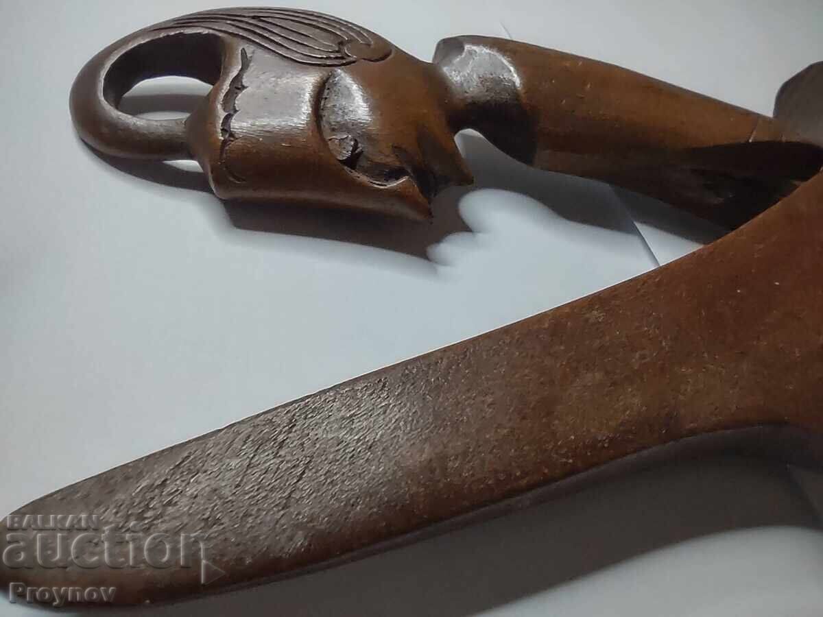 Delivery of Kama for sacrifices with the face of Ghatotkacha