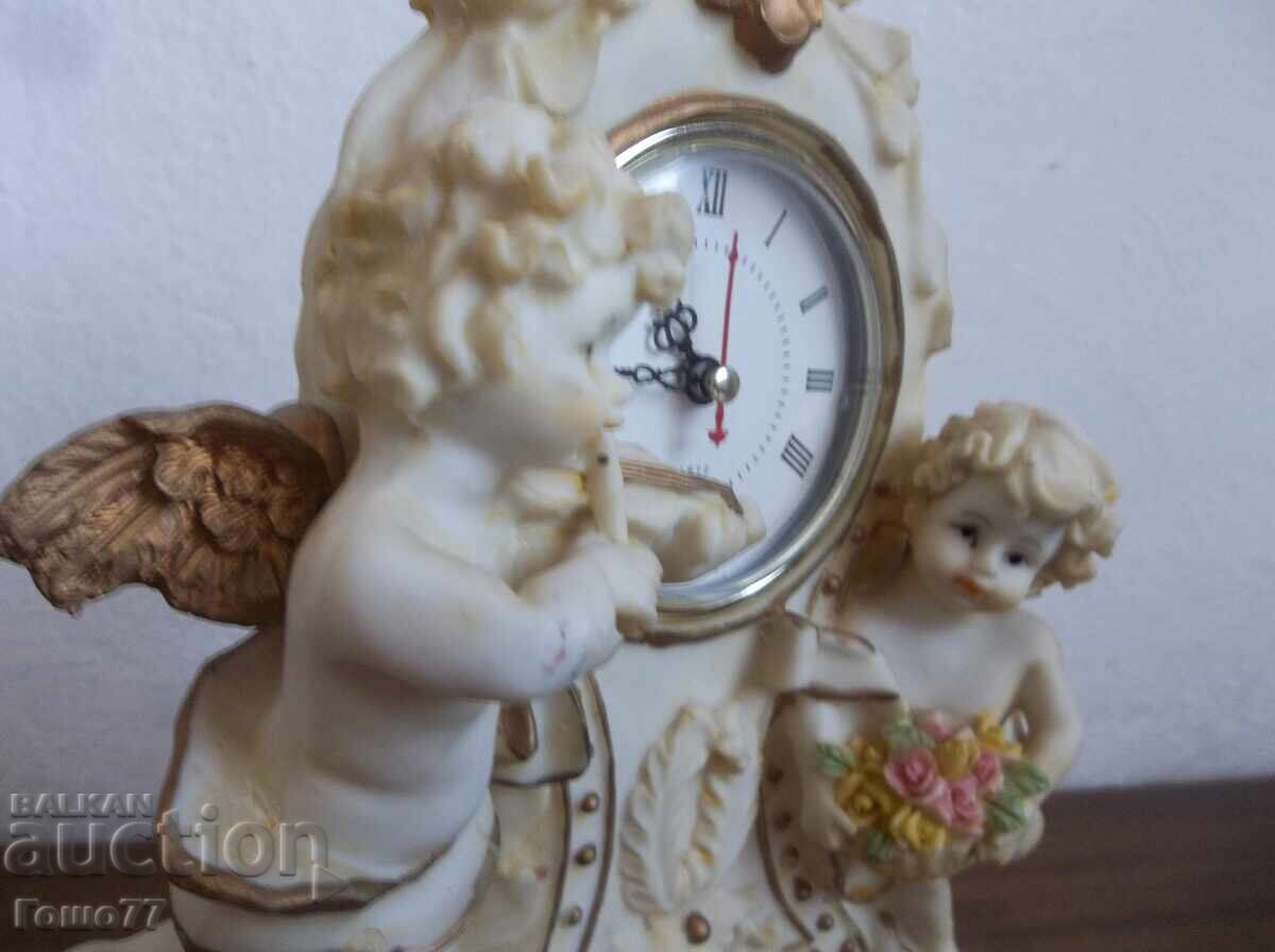 Ceas cu preț 20.00 BGN | € 10.23