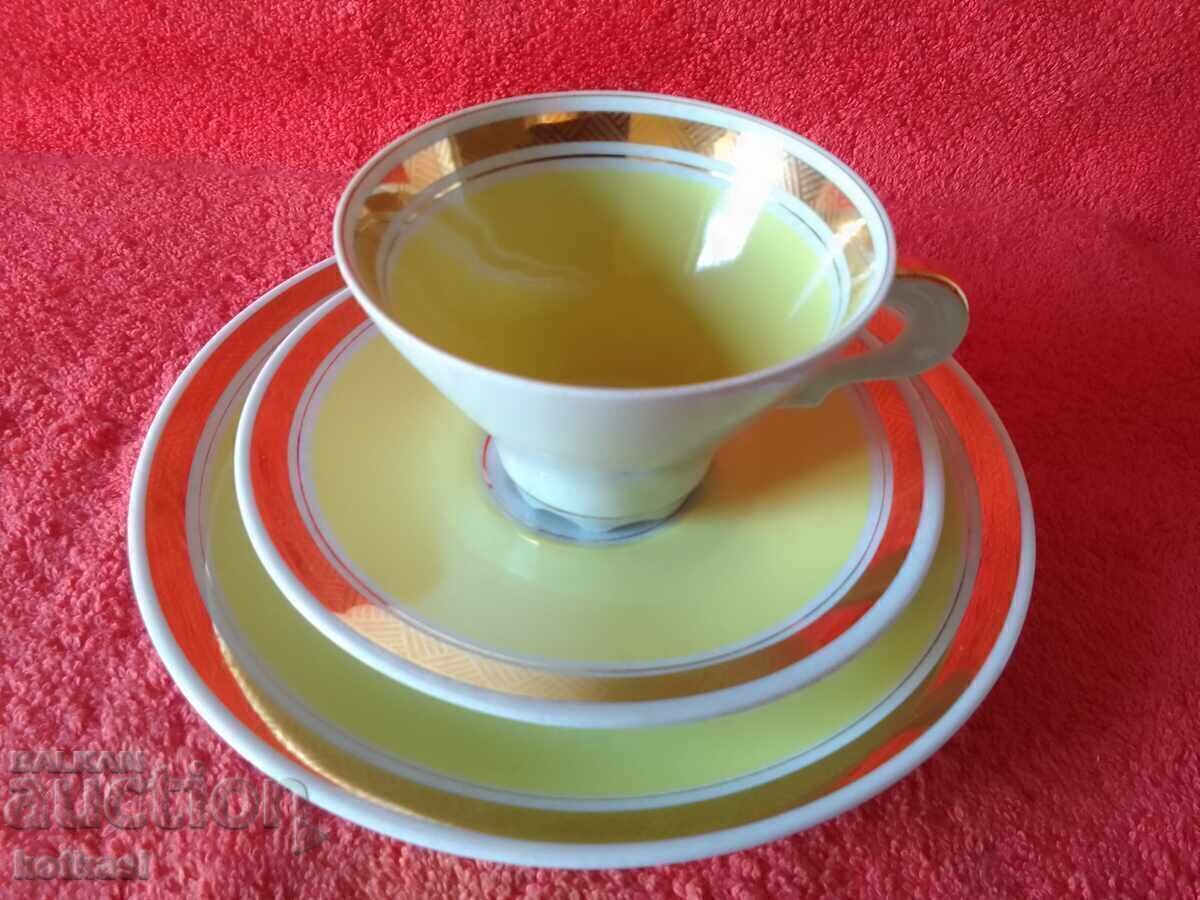 Παλιό σετ τριών τεμαχίων φλιτζάνι, 2 πιάτα, επιχρυσωμένο Germany GDR GDR - 6