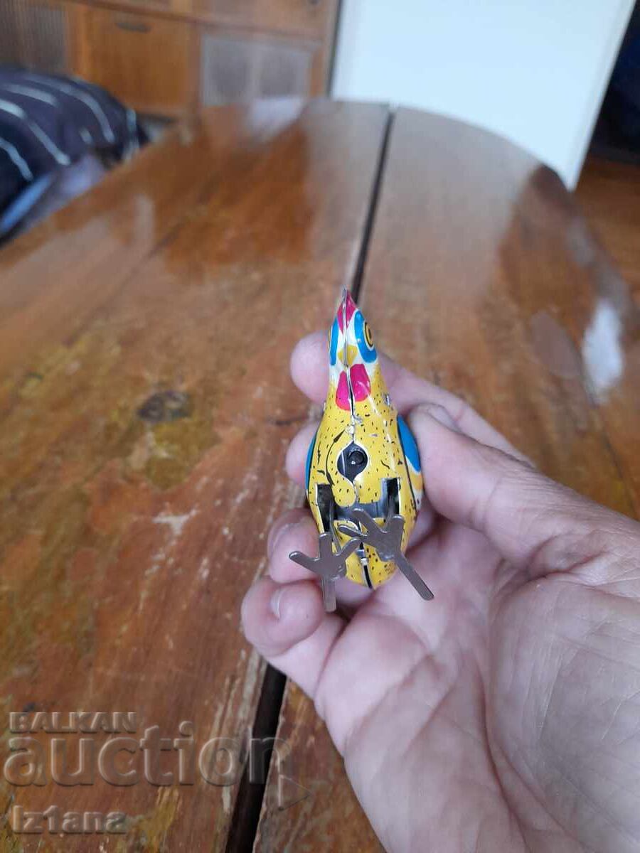 Cocoș metalic vechi, sărind - 5