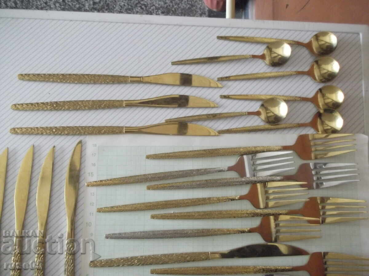 Доставка на Лот от 31 бр. прибора за хранене