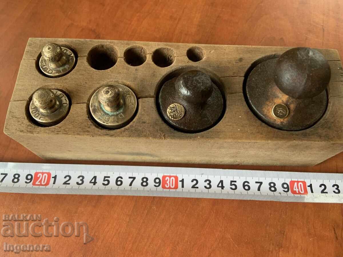 Măsură greutate topuz cântar 1000,500,200 și 2X 100 GR. ÎN CUIB cu preț 29.00 BGN | € 14.83