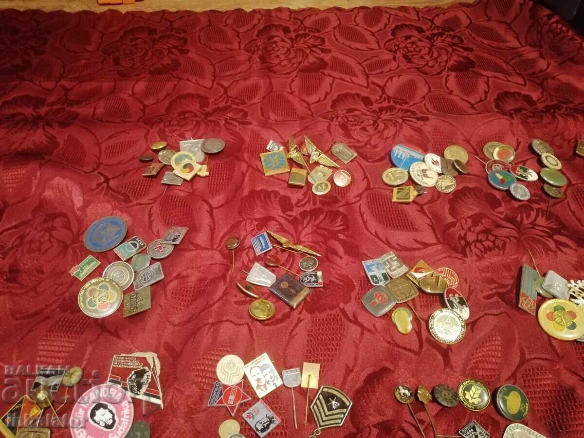 300 бр Значки СОЦ Бг с цена 62.00 лв. | € 31.70 300 бр Значки СОЦ Бг с цена 62.00 лв. | € 31.70