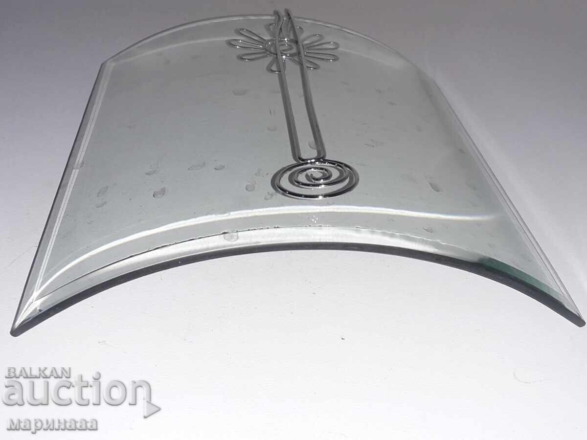 Licitație RAMĂ NOUĂ. STICLĂ, METAL