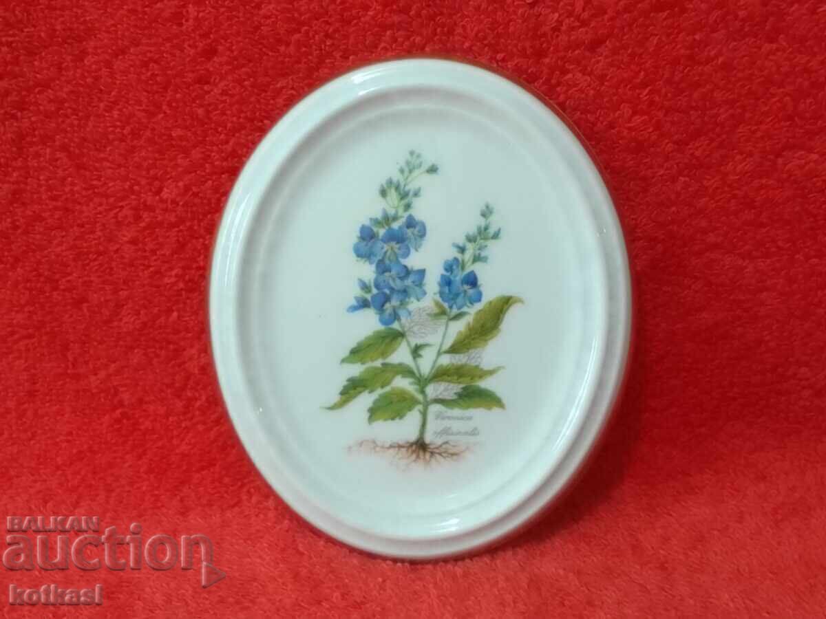 Painting of flowers on porcelain VOLKSTEDT Thuringia, handmade