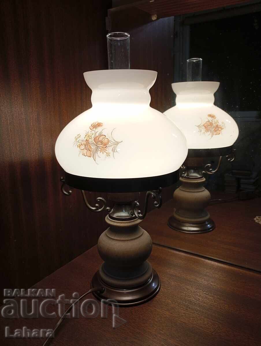 Beautiful nightstand, table lamp with price 73.00 BGN | € 37.32 Beautiful nightstand, table lamp with price 73.00 BGN | € 37.32