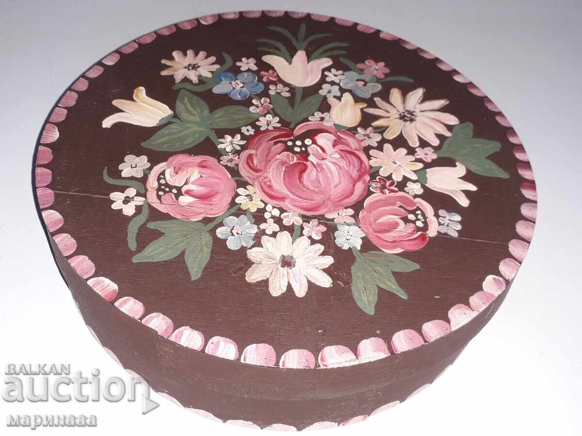 КУТИЯ ОТ БРЕЗОВА КОРА