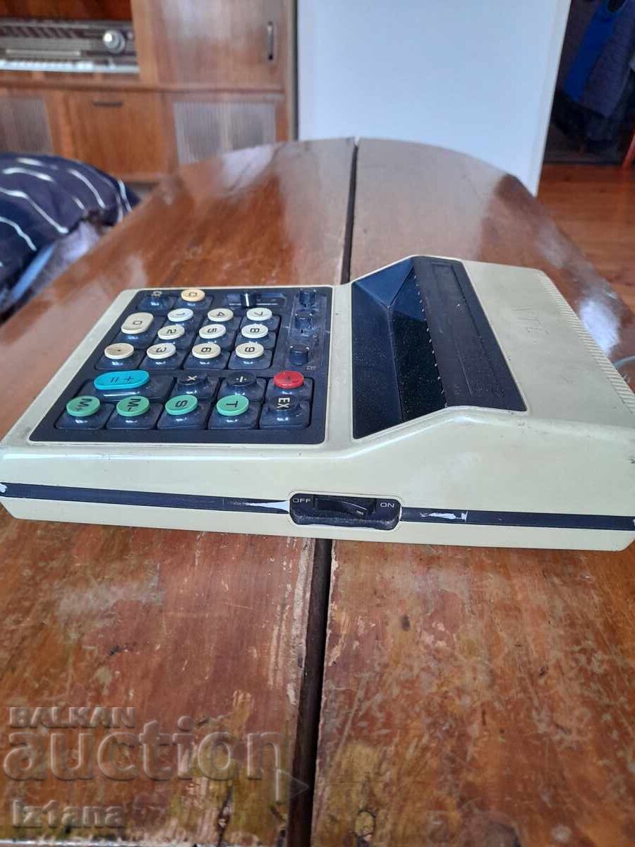 Calculator vechi Toshiba BC-1217 cu preț 85.00 BGN | € 43.46 Calculator vechi Toshiba BC-1217 cu preț 85.00 BGN | € 43.46