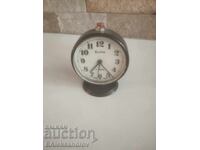 Ceas cu alarmă socială