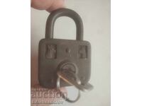 Lacăt vechi pentru colectare