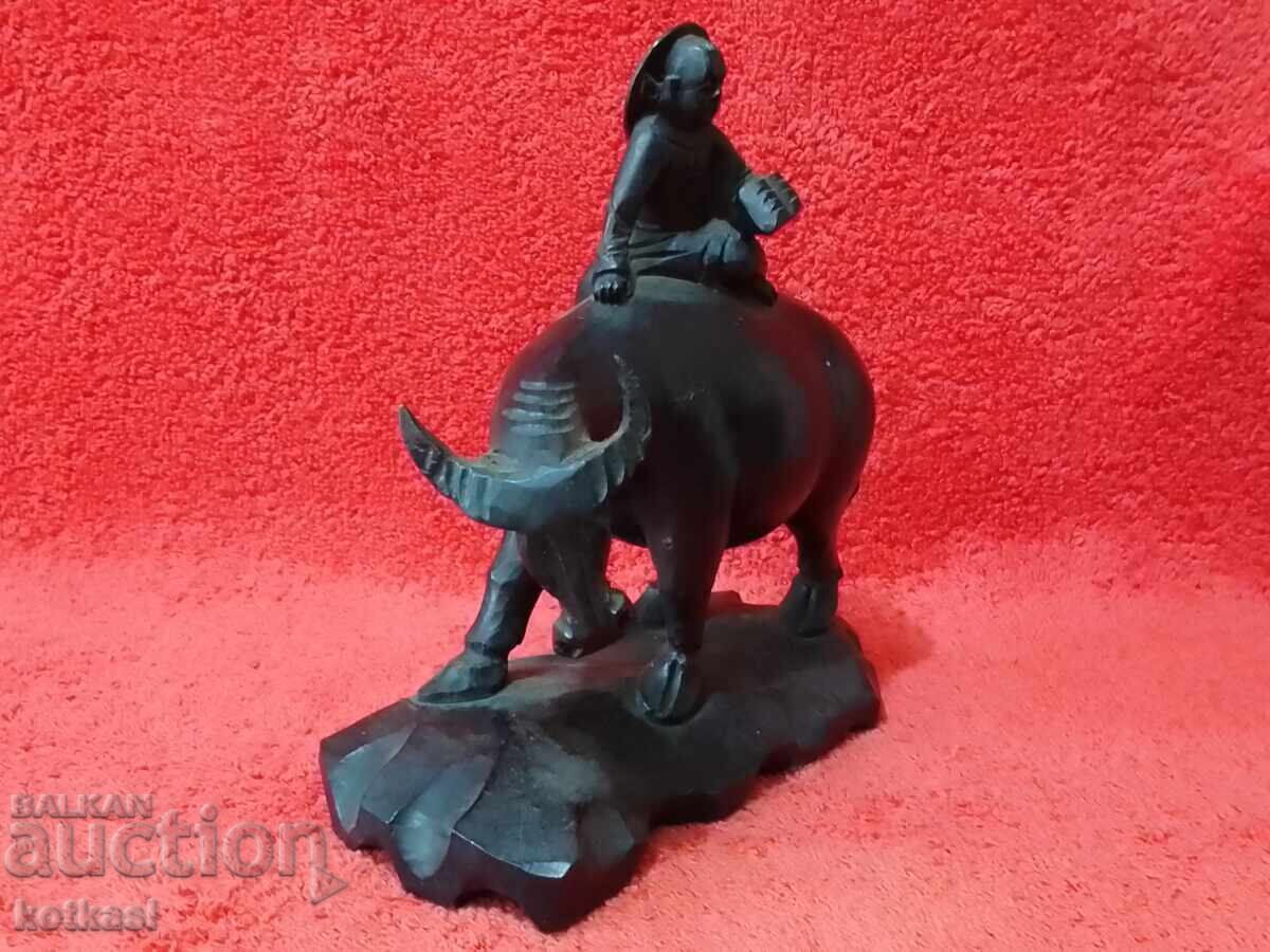 Figure of Hongwu, founder of the Ming dynasty, in the Celestial Empire with price 45.50 BGN | € 23.26 Figure of Hongwu, founder of the Ming dynasty, in the Celestial Empire with price 45.50 BGN | € 23.26