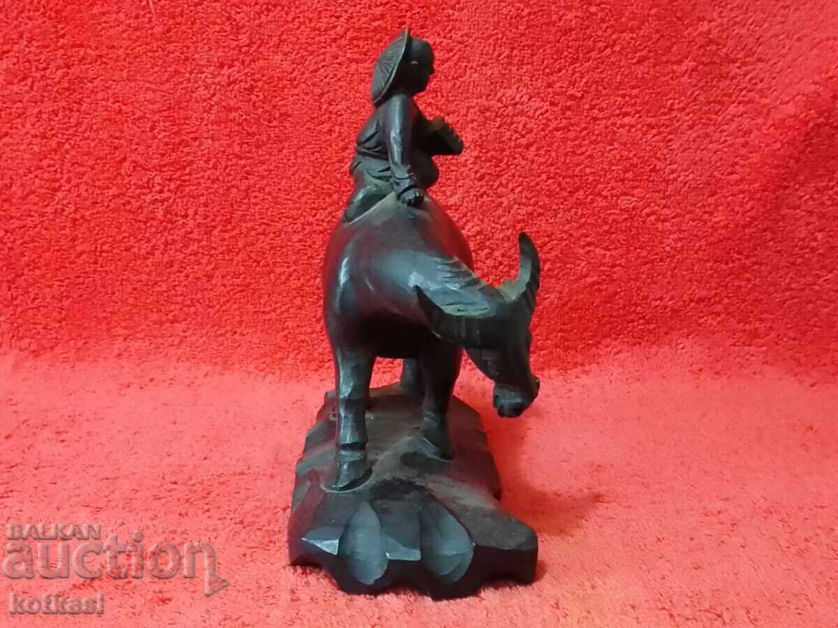 Auction Figure of Hongwu, founder of the Ming dynasty, in the Celestial Empire Auction Figure of Hongwu, founder of the Ming dynasty, in the Celestial Empire