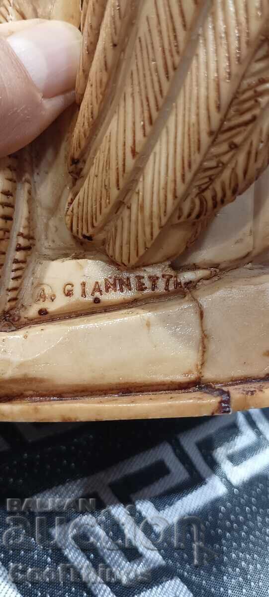 Livrarea A. Giannetti statuetă Livrarea A. Giannetti statuetă