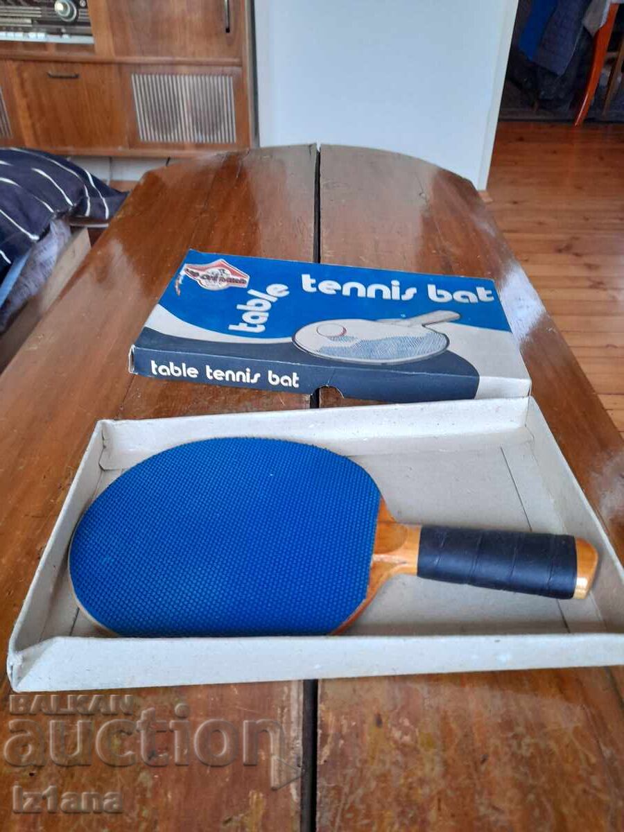 Licitație Veche paletă de tenis de masă vietnameză